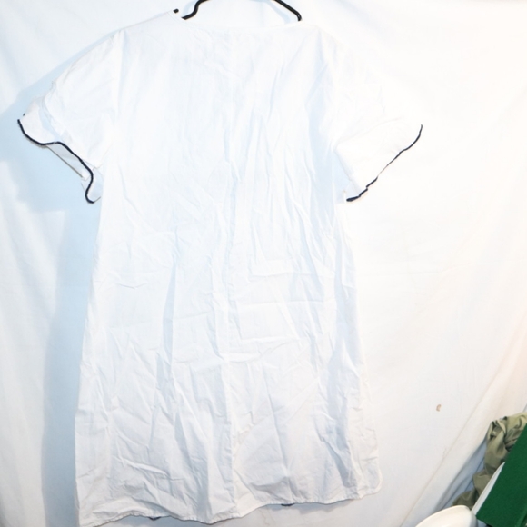 Crown and IVY White Blue Embroidered Collar Tunic Size Medium - Picture 6 of 10